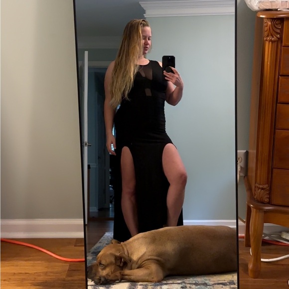 Sexy Floor Length Black Dress with Sheer Panel M - Picture 7 of 7